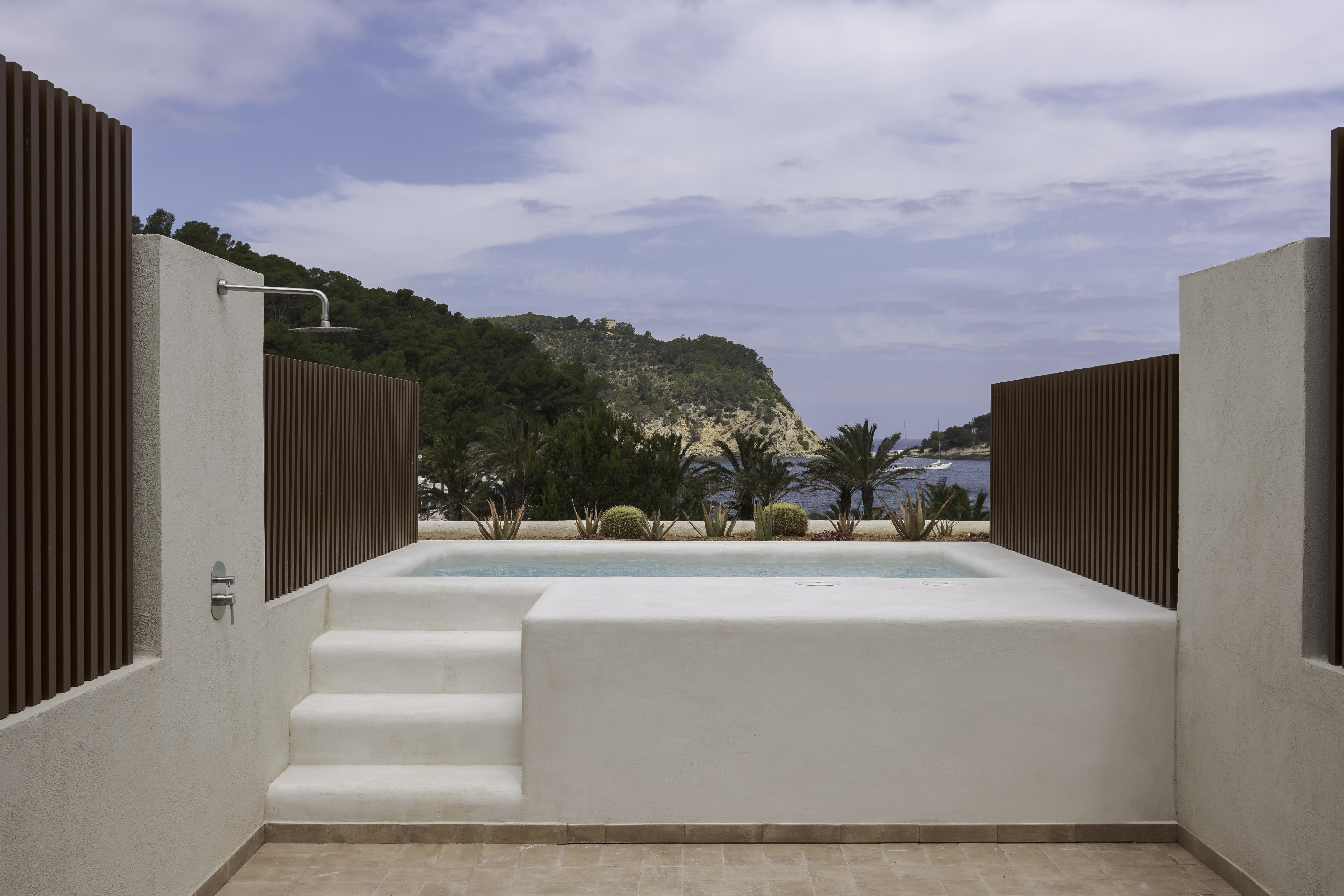 The Club Cala San Miguel Hotel Ibiza, Curio Collection By Hilton, Adults Only Port de Sant Miguel Екстер'єр фото