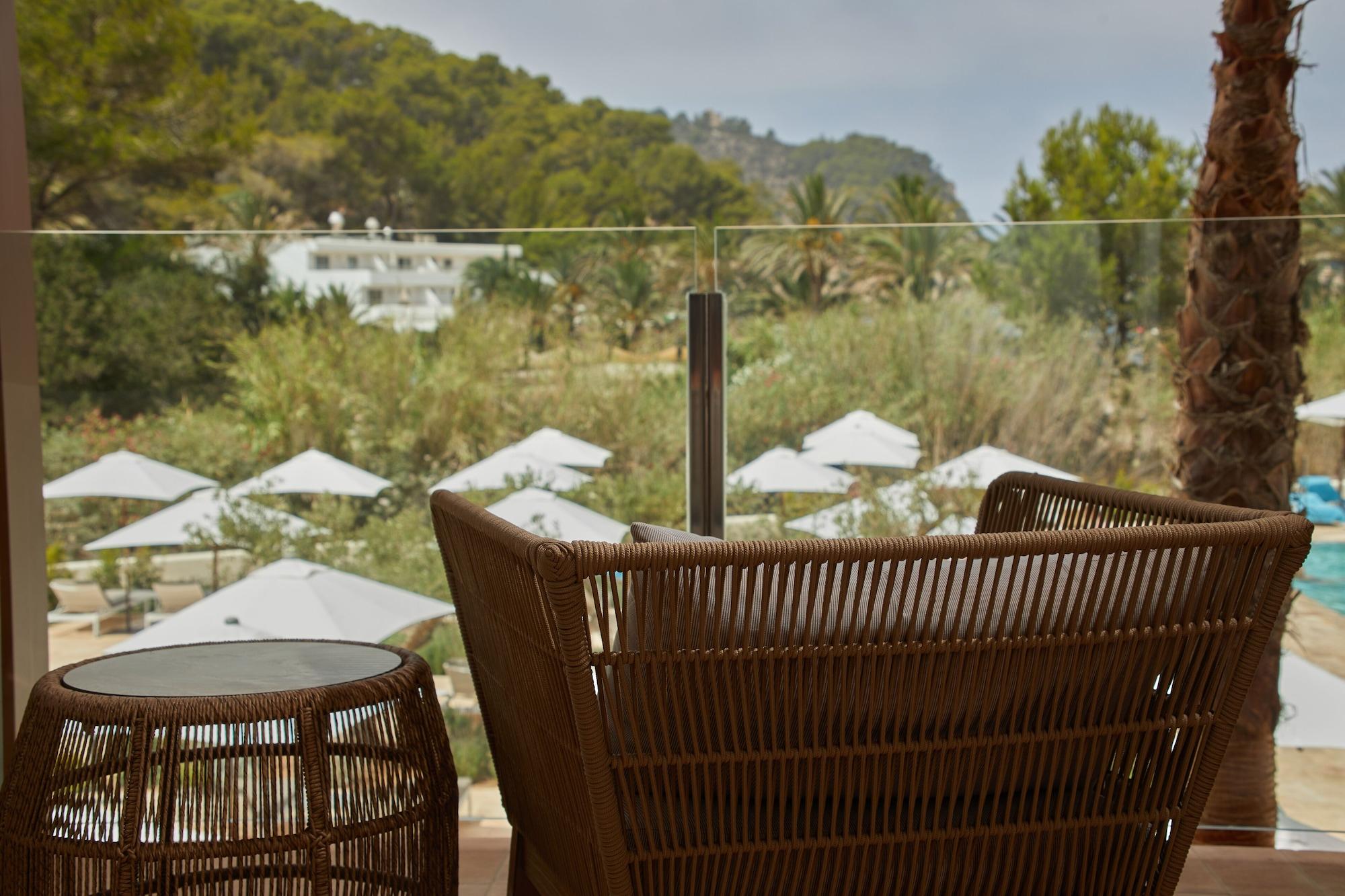 Cala San Miguel Ibiza Resort, Adults Only, Curio Collection By Hilton Port de Sant Miguel Екстер'єр фото View from the hotel