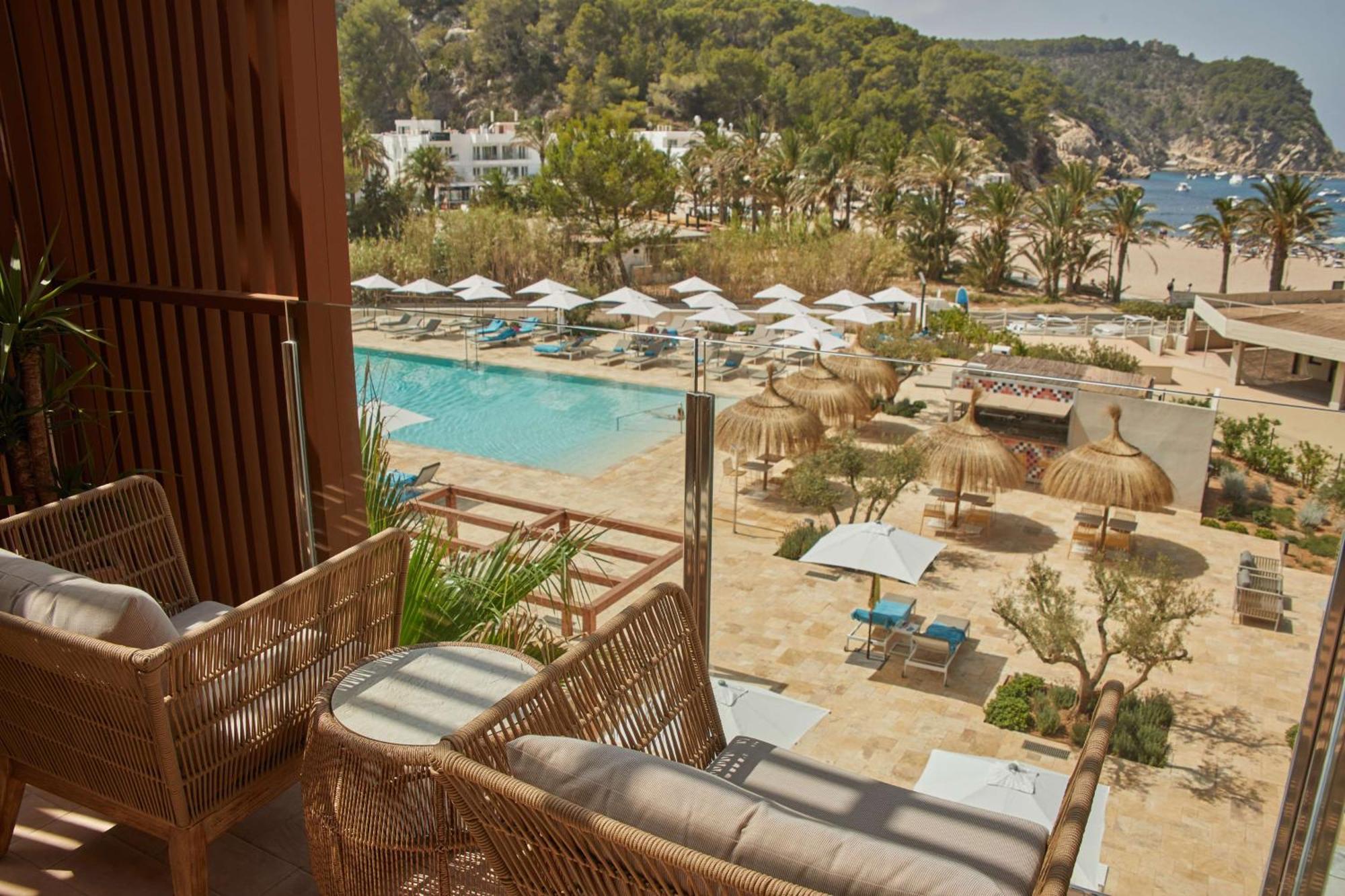 The Club Cala San Miguel Hotel Ibiza, Curio Collection By Hilton, Adults Only Port de Sant Miguel Екстер'єр фото