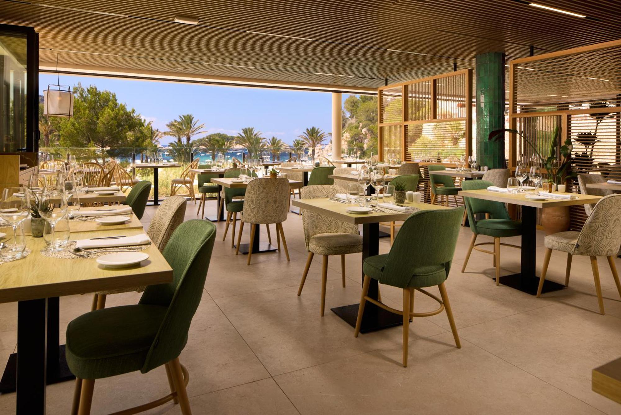 The Club Cala San Miguel Hotel Ibiza, Curio Collection By Hilton, Adults Only Port de Sant Miguel Екстер'єр фото