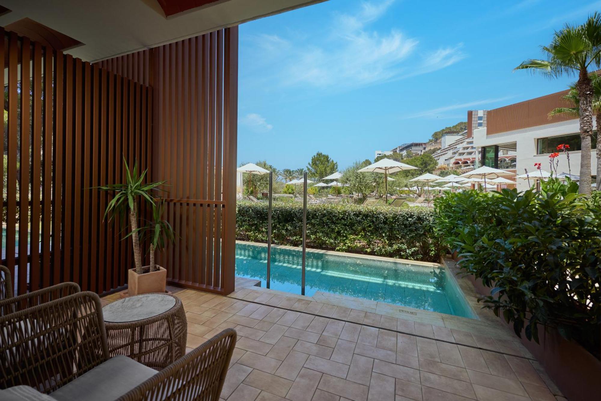 Cala San Miguel Ibiza Resort, Adults Only, Curio Collection By Hilton Port de Sant Miguel Екстер'єр фото Deluxe Pool Access