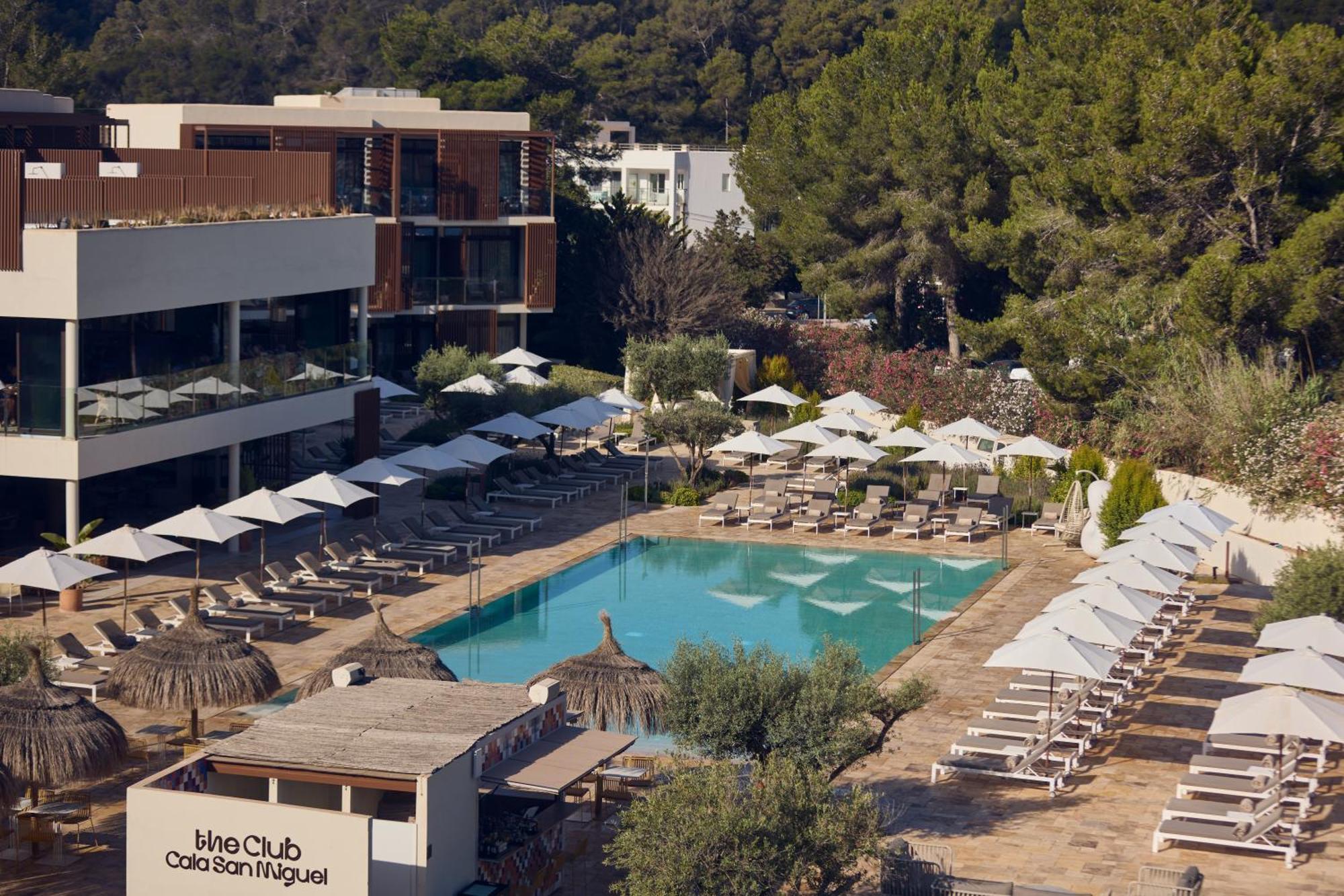 The Club Cala San Miguel Hotel Ibiza, Curio Collection By Hilton, Adults Only Port de Sant Miguel Екстер'єр фото