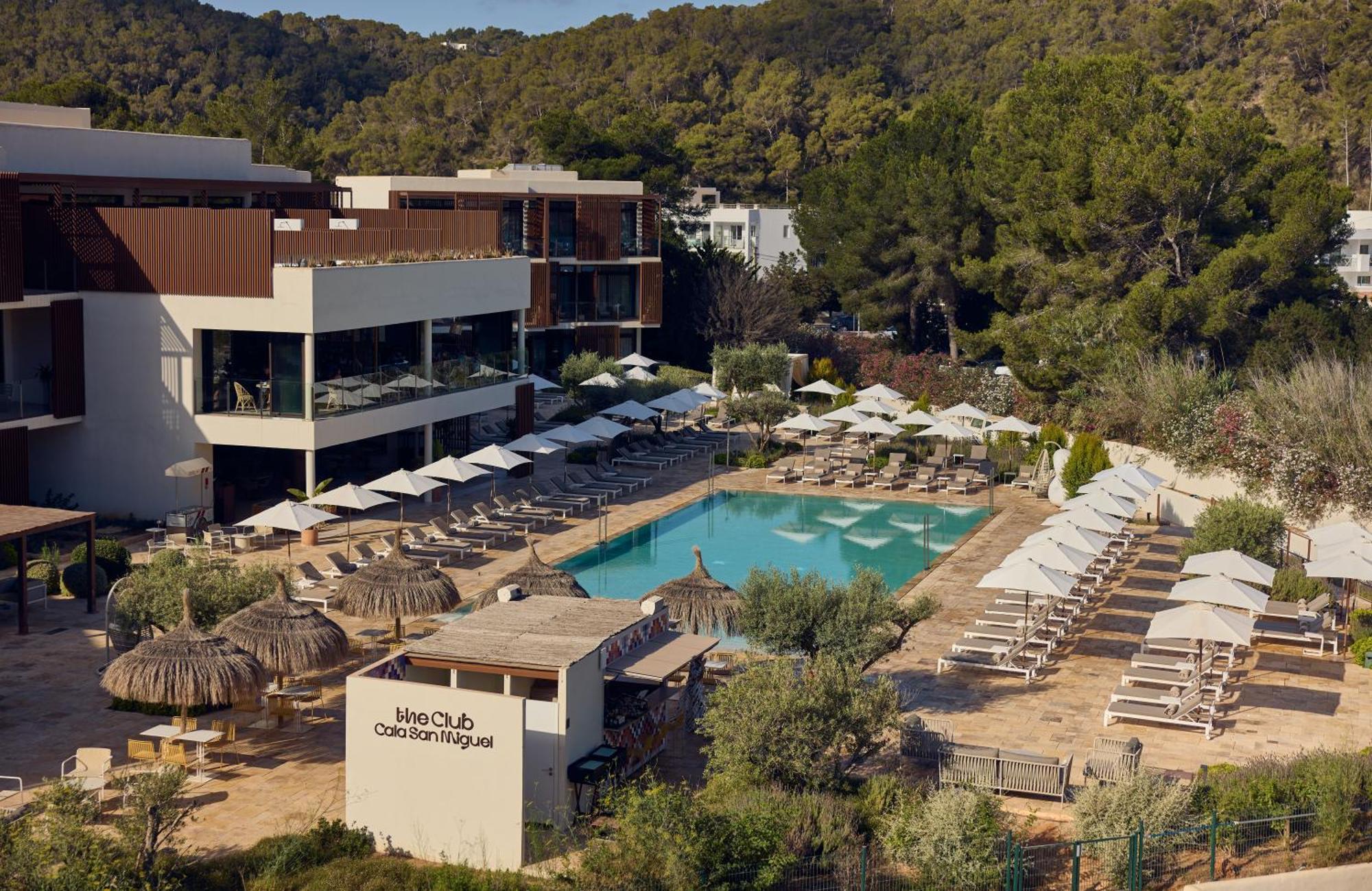 The Club Cala San Miguel Hotel Ibiza, Curio Collection By Hilton, Adults Only Port de Sant Miguel Екстер'єр фото