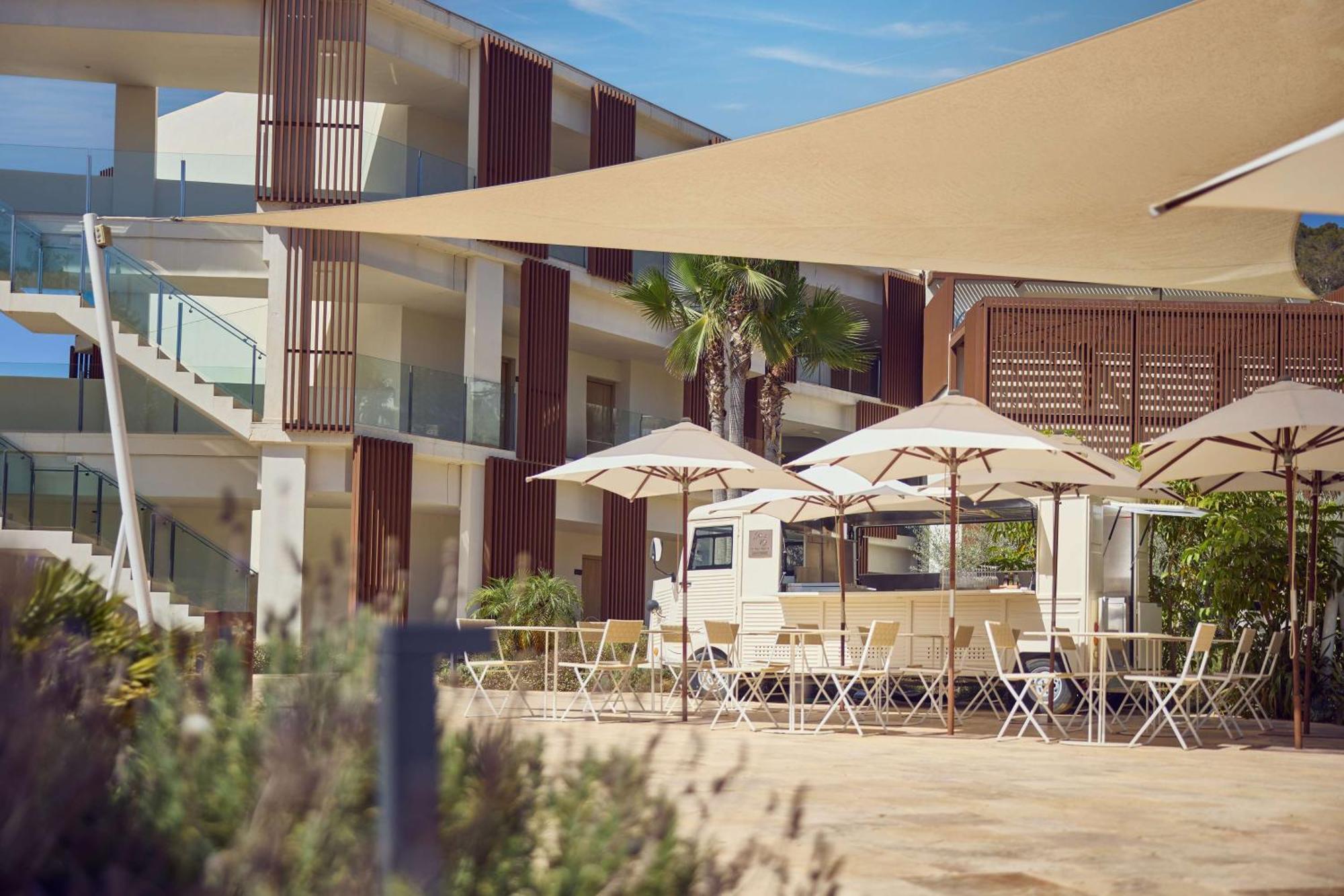 The Club Cala San Miguel Hotel Ibiza, Curio Collection By Hilton, Adults Only Port de Sant Miguel Екстер'єр фото