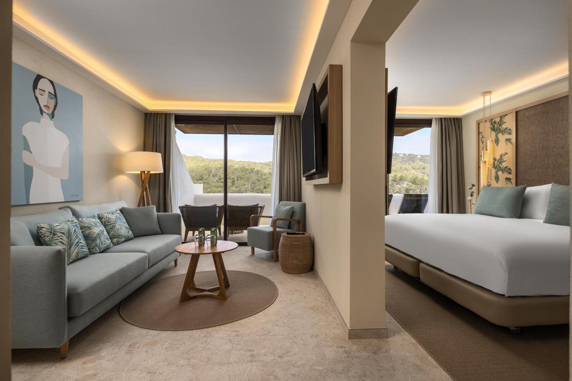 Cala San Miguel Ibiza Resort, Adults Only, Curio Collection By Hilton Port de Sant Miguel Екстер'єр фото