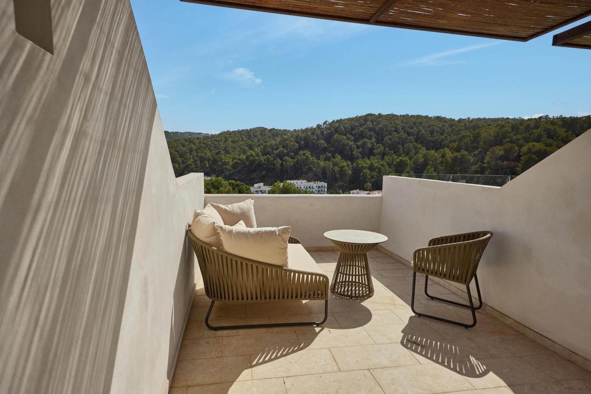 Cala San Miguel Ibiza Resort, Adults Only, Curio Collection By Hilton Port de Sant Miguel Екстер'єр фото