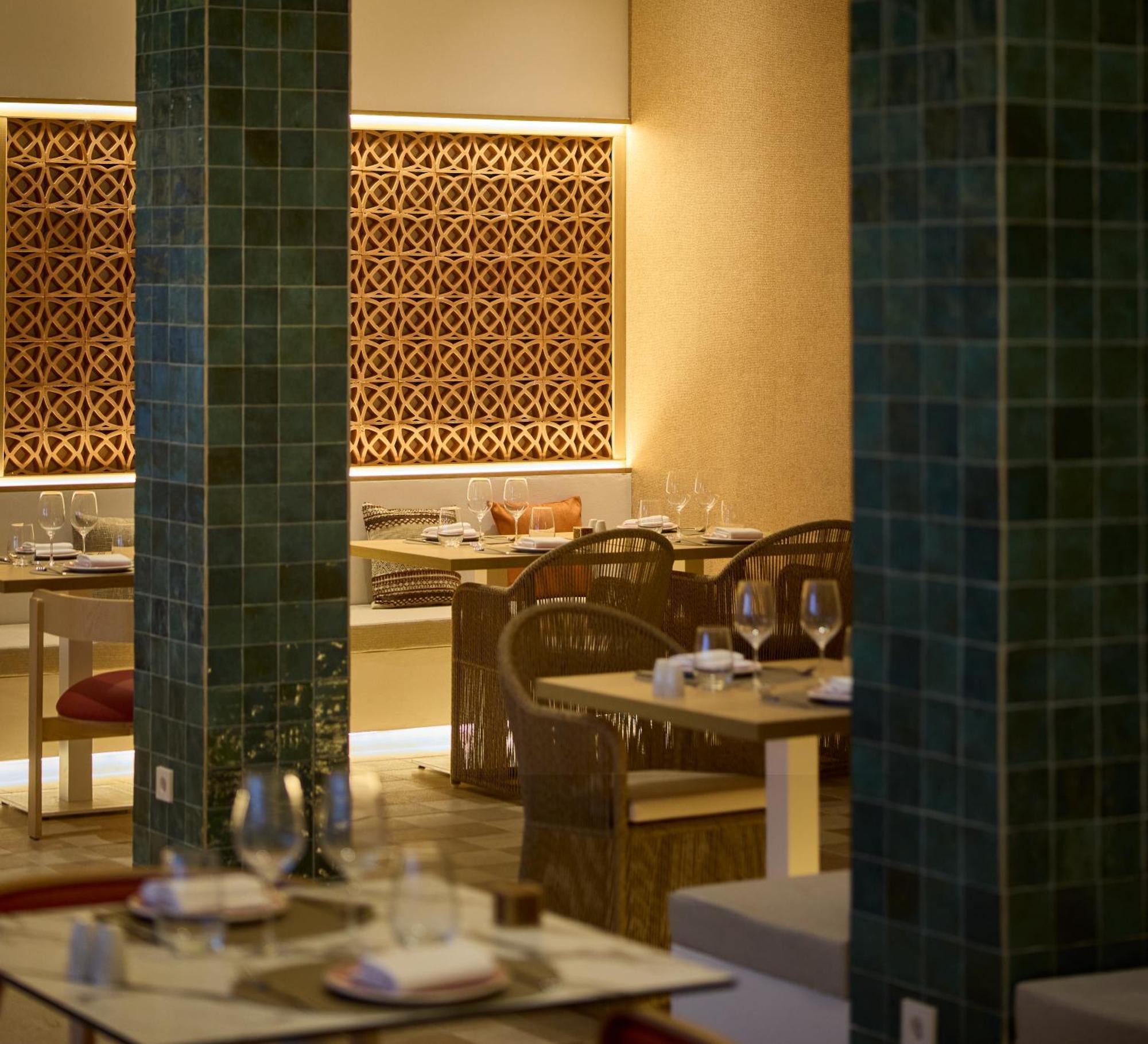 Cala San Miguel Ibiza Resort, Adults Only, Curio Collection By Hilton Port de Sant Miguel Екстер'єр фото